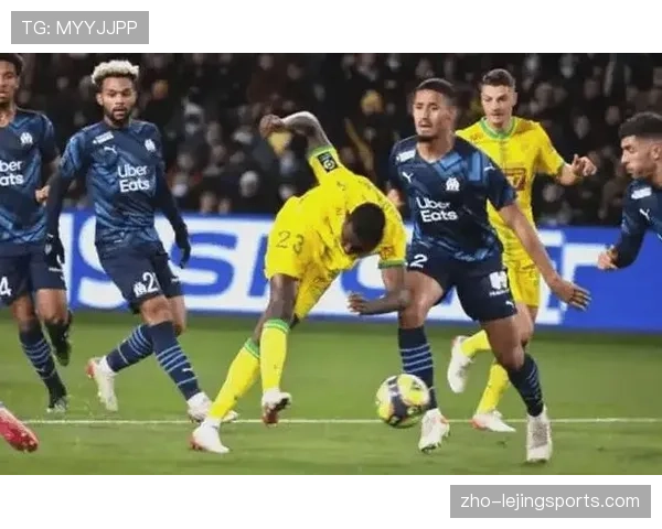 朗斯主场攻势足球奏效 高位压迫战术完全压制保级对手